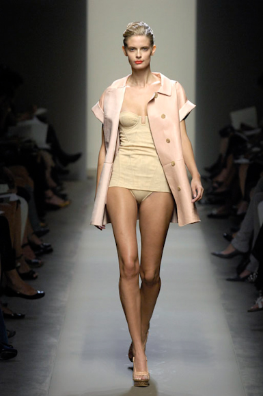 desfiles-bottegaveneta-milao-verao2008rtw-129