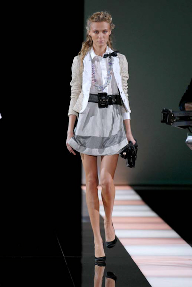 desfiles-emporioarmani-milao-verao2008rtw-101