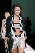 desfiles-emporioarmani-milao-verao2008rtw-115