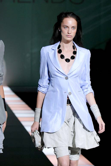 desfiles-emporioarmani-milao-verao2008rtw-127