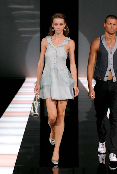 desfiles-emporioarmani-milao-verao2008rtw-157