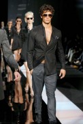 desfiles-emporioarmani-milao-verao2008rtw-161