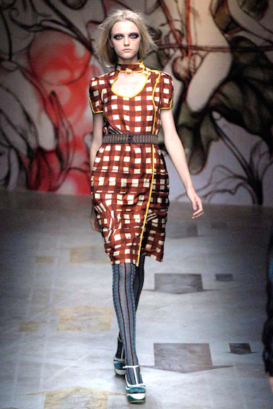 desfiles-prada-milao-verao2008rtw-103