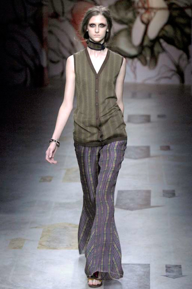 desfiles-prada-milao-verao2008rtw-108