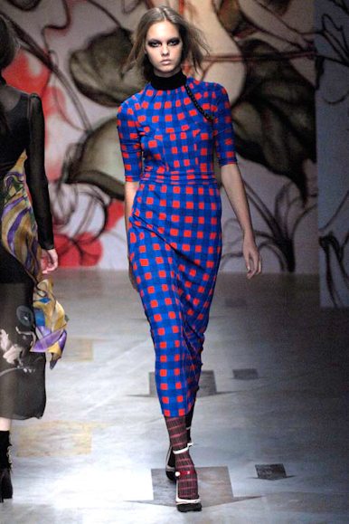 desfiles-prada-milao-verao2008rtw-127