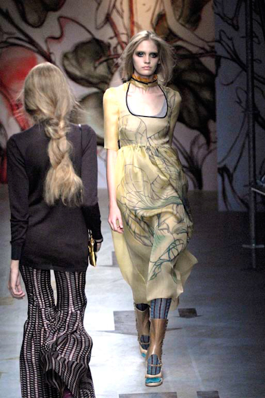 desfiles-prada-milao-verao2008rtw-136