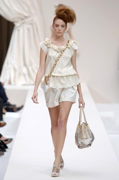 desfiles-moschino-milao-verao2008rtw-124