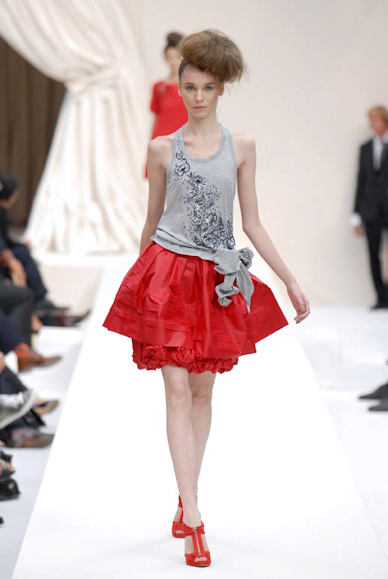 desfiles-moschino-milao-verao2008rtw-130