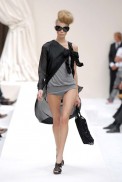 desfiles-moschino-milao-verao2008rtw-136