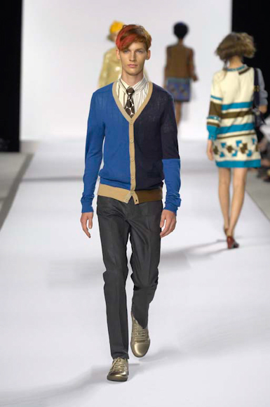 desfiles-marcbymarc-novayork-verao2008rtw-129