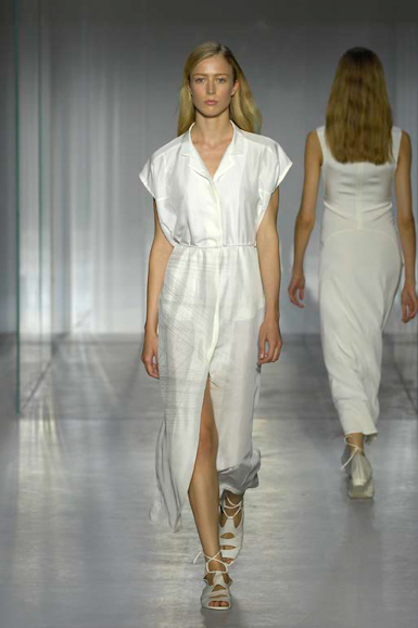 desfiles-calvinklein-novayork-verao2008rtw-107