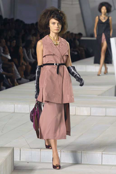 desfiles-marcjacobs-novayork-verao2008rtw-127