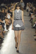 desfiles-proenzaschouler-nyverao2008rtw-106