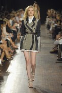 desfiles-proenzaschouler-nyverao2008rtw-116