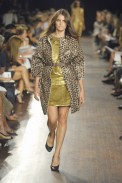 desfiles-proenzaschouler-nyverao2008rtw-129