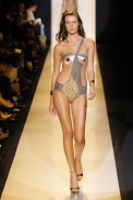desfiles-rosacha-nyverao2008rtw-103