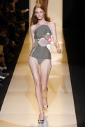 desfiles-rosacha-nyverao2008rtw-122