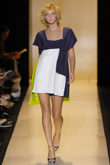 desfiles-rosacha-nyverao2008rtw-140