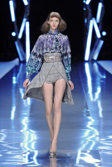 desfiles-amcqueen-paris-verao2008rtw-106