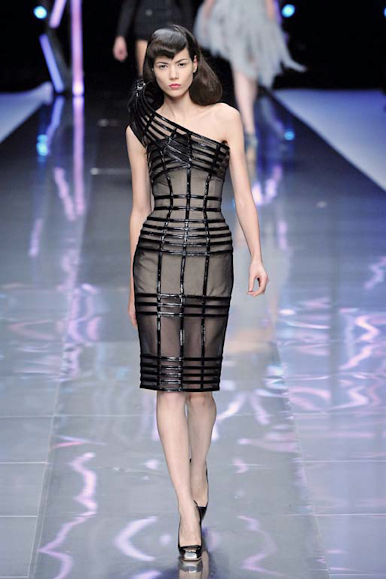 desfiles-amcqueen-paris-verao2008rtw-119