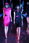 desfiles-amcqueen-paris-verao2008rtw-126