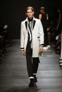 desfiles-anndemeulemeester-paris-verao2008rtw-119