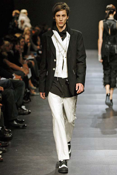 desfiles-anndemeulemeester-paris-verao2008rtw-123