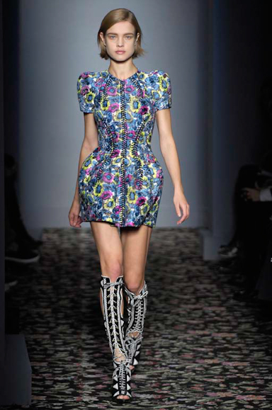 desfiles-balenciaga-paris-verao2008rtw-101