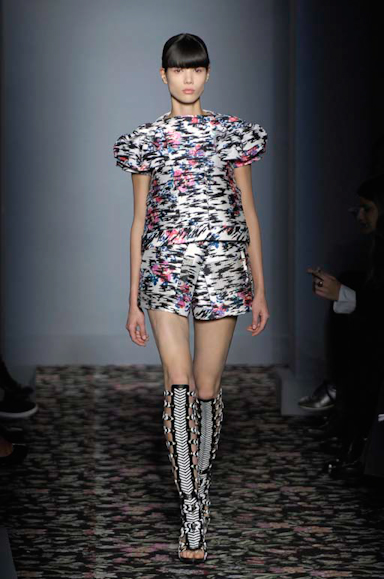 desfiles-balenciaga-paris-verao2008rtw-111