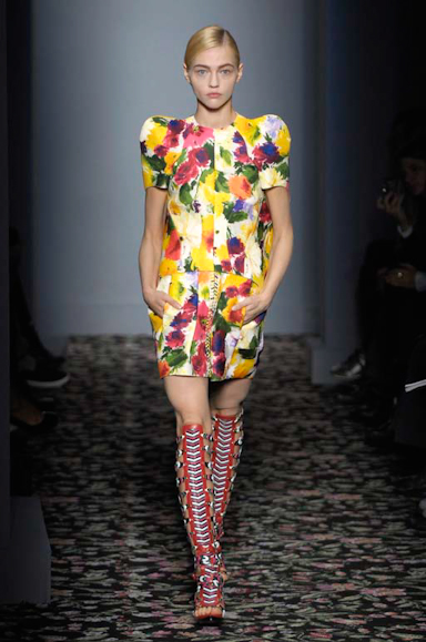desfiles-balenciaga-paris-verao2008rtw-114