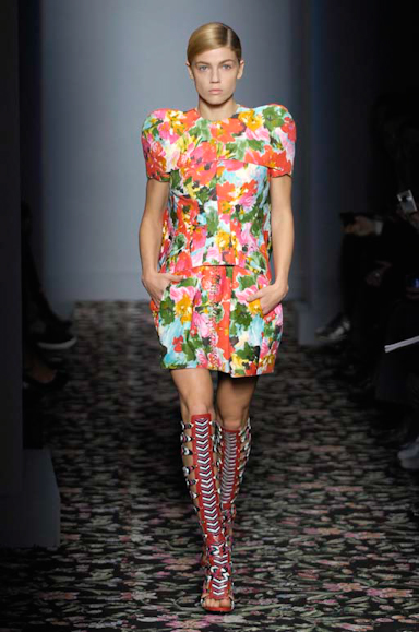 desfiles-balenciaga-paris-verao2008rtw-115