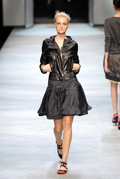 desfiles-celine-paris-verao2008rtw-116
