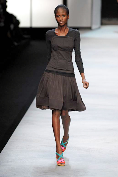 desfiles-celine-paris-verao2008rtw-122