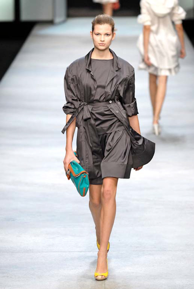 desfiles-celine-paris-verao2008rtw-126
