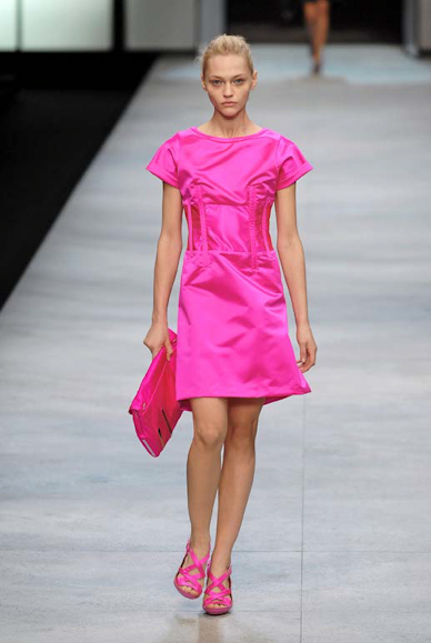 desfiles-celine-paris-verao2008rtw-132