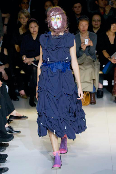 desfiles-commedesgarcons-paris-verao2008rtw-119
