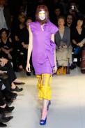 desfiles-commedesgarcons-paris-verao2008rtw-124