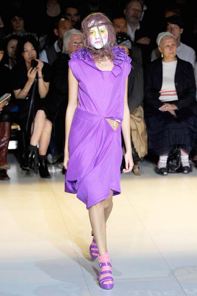 desfiles-commedesgarcons-paris-verao2008rtw-128