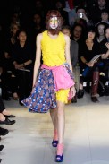 desfiles-commedesgarcons-paris-verao2008rtw-132