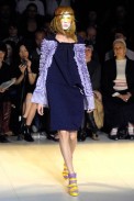 desfiles-commedesgarcons-paris-verao2008rtw-138