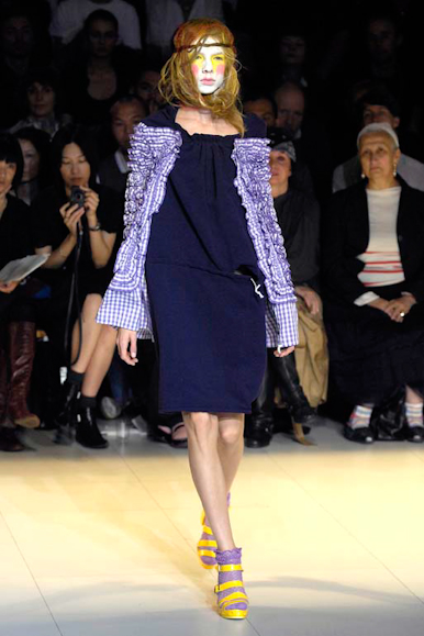desfiles-commedesgarcons-paris-verao2008rtw-138