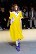 desfiles-commedesgarcons-paris-verao2008rtw-143