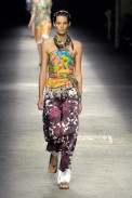 desfiles-driesvannoten-paris-verao2008rtw-100