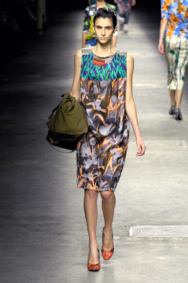 desfiles-driesvannoten-paris-verao2008rtw-108