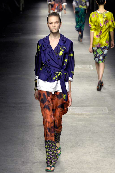 desfiles-driesvannoten-paris-verao2008rtw-113