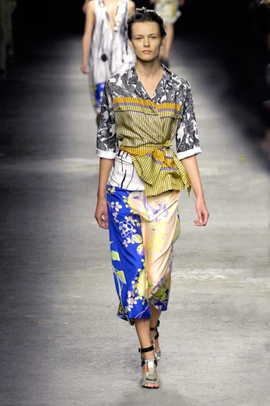 desfiles-driesvannoten-paris-verao2008rtw-118