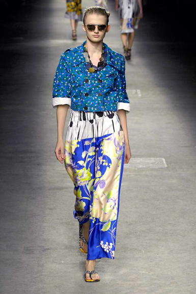 desfiles-driesvannoten-paris-verao2008rtw-121