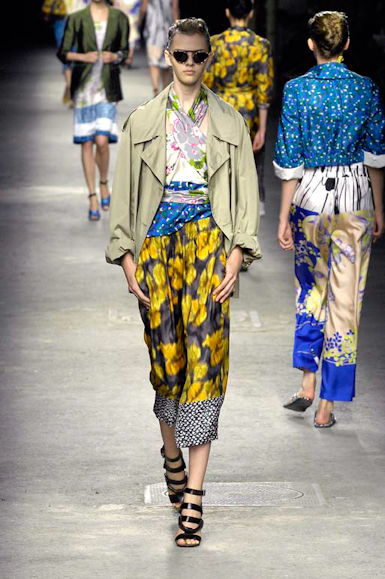 desfiles-driesvannoten-paris-verao2008rtw-122