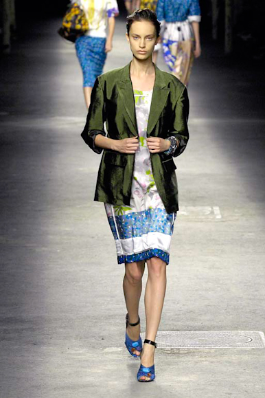 desfiles-driesvannoten-paris-verao2008rtw-123