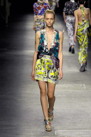 desfiles-driesvannoten-paris-verao2008rtw-148
